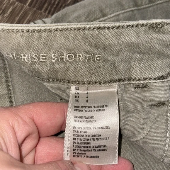 American Eagle Outfitters Women's Olive Shorts high rise super stretch shorts - Picture 5 of 5